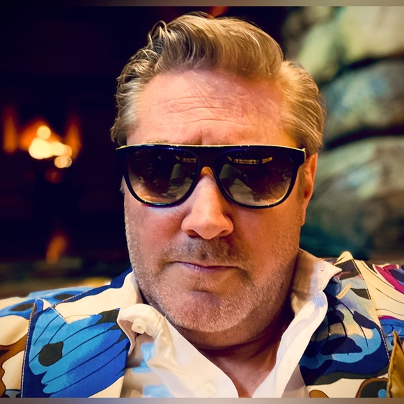 Meet your Posher, Scott - Picture 1 of 1